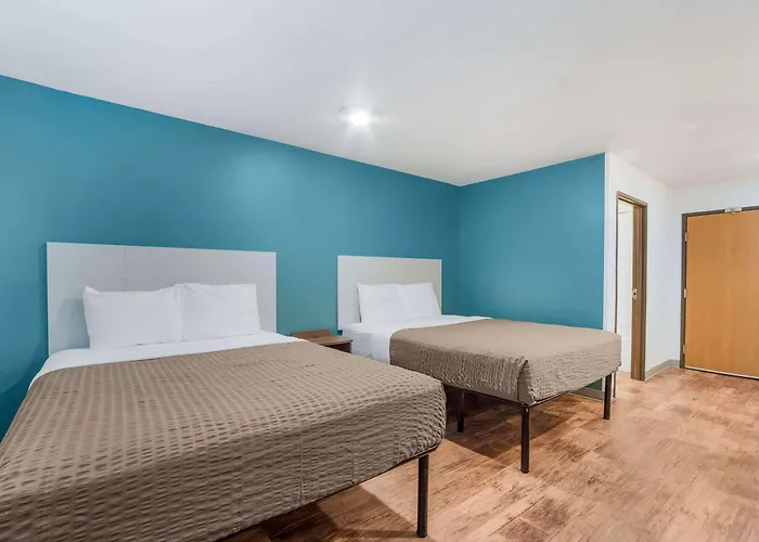 Woodspring | Airport I-526 Hotel