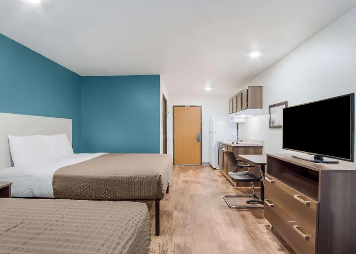 Woodspring | Airport I-526 Hotel 3*