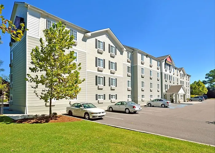 Hotel Woodspring | Airport I-526 North Charleston